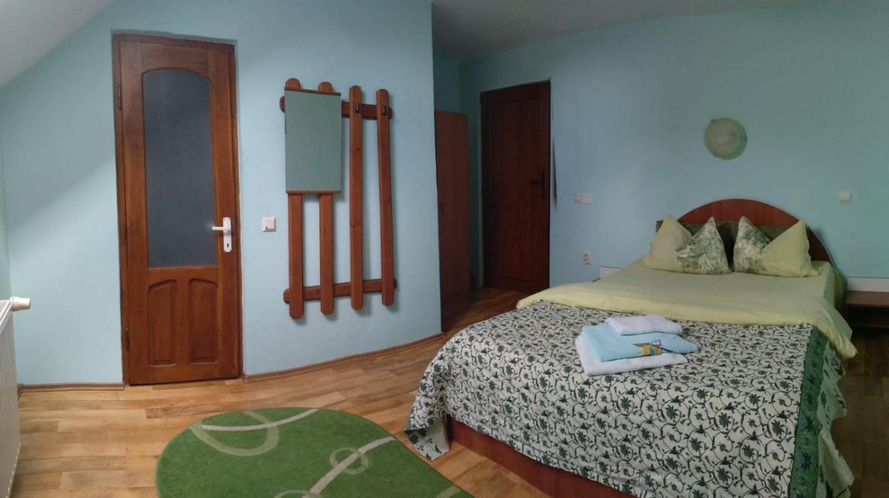 Casa Terzea Hotel Rîşnov Exterior foto
